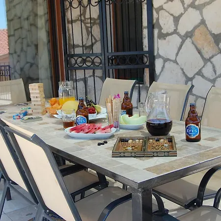 Tas Kalkan